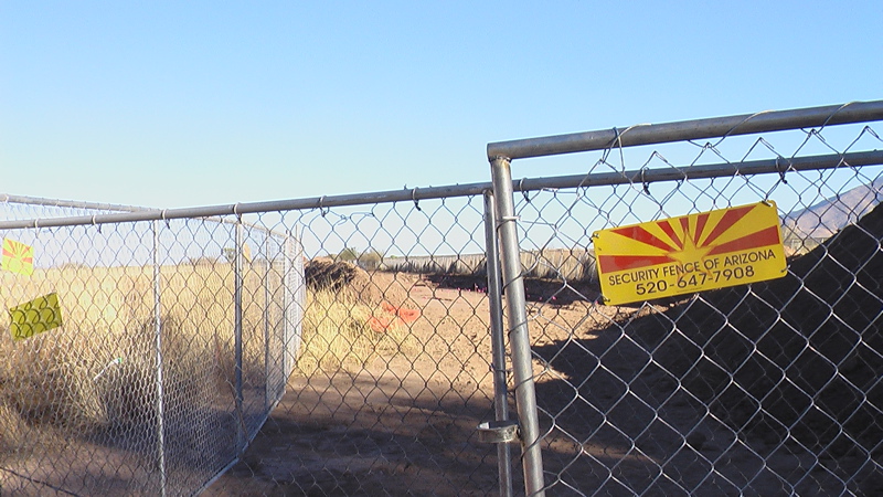 fencing around const site